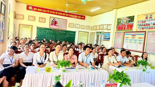 Trường mầm non  Hải Châu 2 tổ chức hội nghị viên chức người lao động năm học 2026-2027